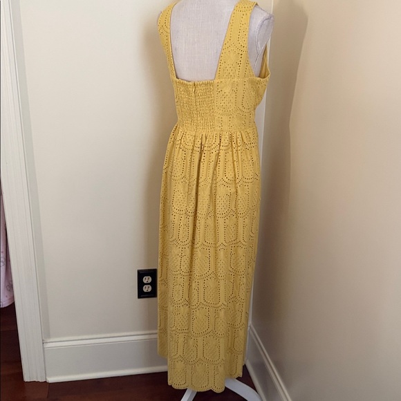 ADELYN RAE Elegant Yellow Lace Midi Dress - Picture 11 of 13